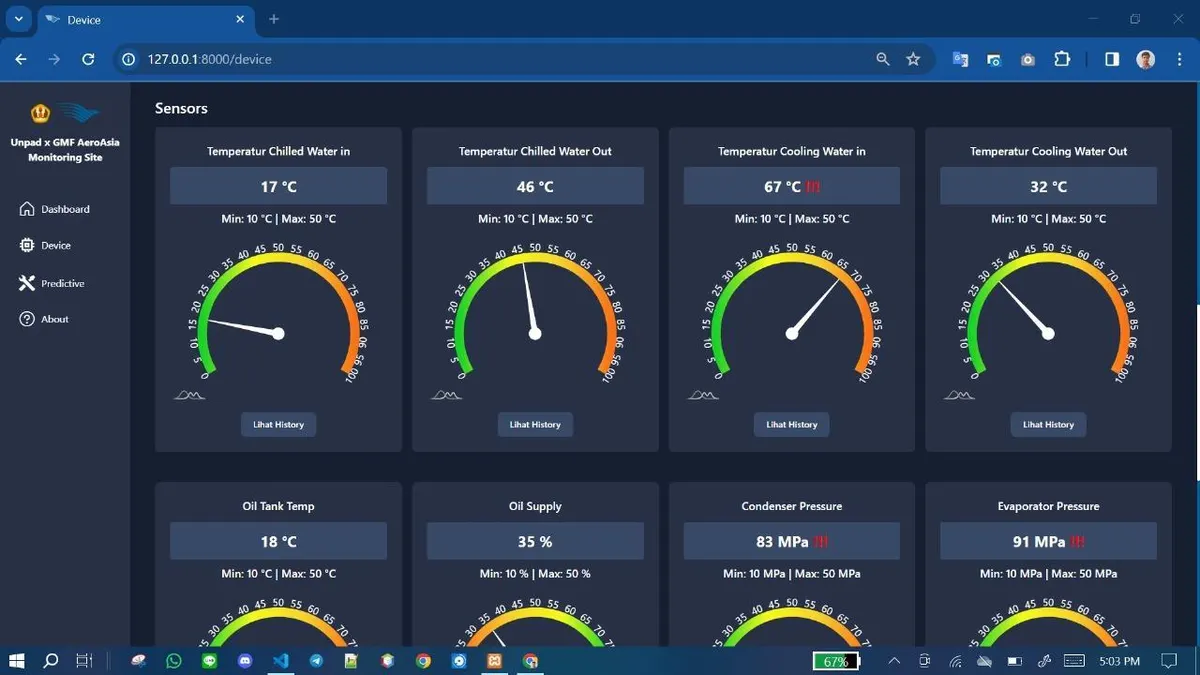 Team-built dashboard showing chiller parameters, gauges and history controls with demonstration data.